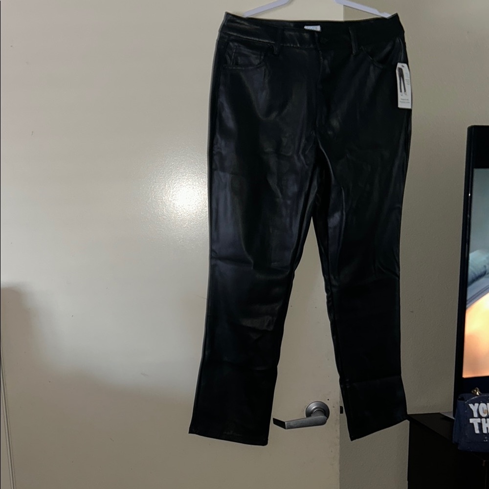 Black Women's Jeans